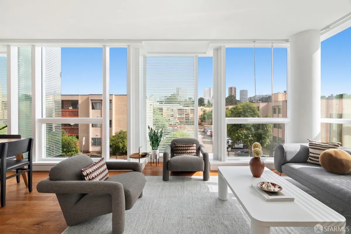 555 Fulton Street #211
